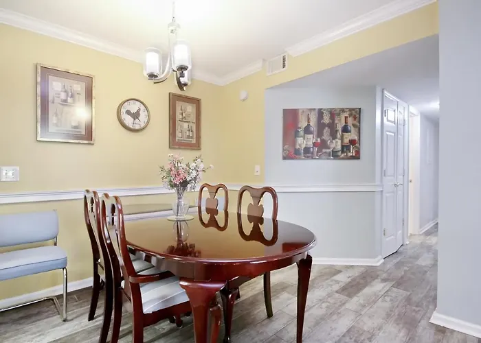 Retreat At Glenns Bay F202
